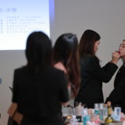 聖誕派對彩妝課紅唇教學